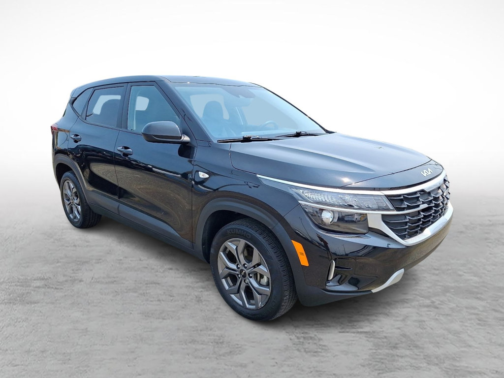 Used 2024 Kia Seltos LX AWD/4WD image 7