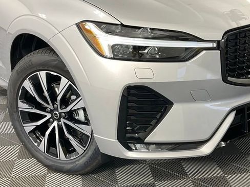 New 2025 Volvo XC60 B5 Core w/ Protection Package Premier image 55