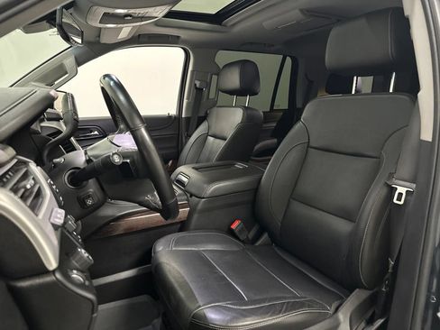 Used 2019 GMC Yukon SLT w/ Graphite Performance Edition RWD image 31