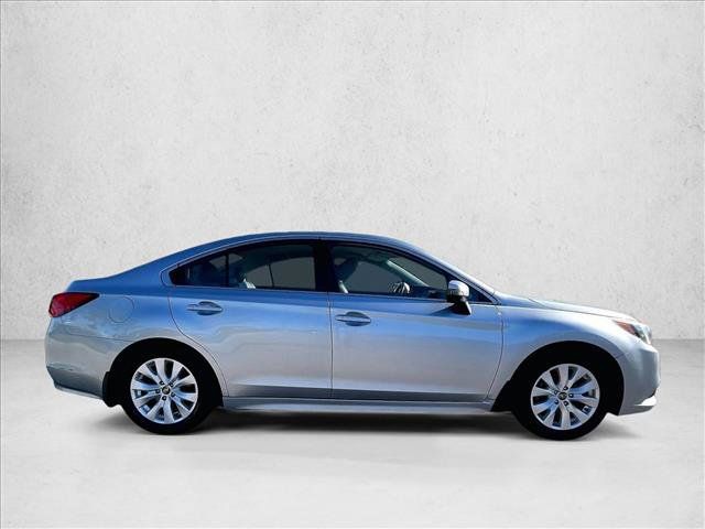 Used 2017 Subaru Legacy 2.5i Premium AWD/4WD image 5