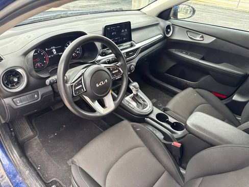 Used 2023 Kia Forte LXS FWD image 12