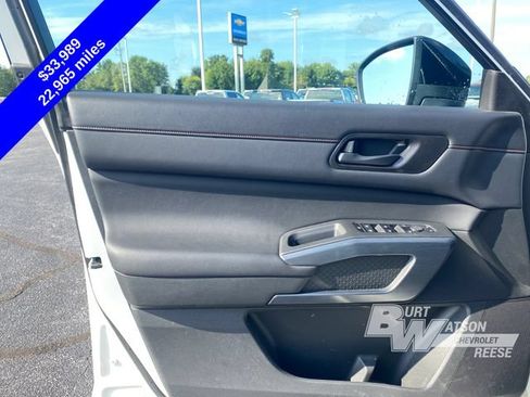 Used 2024 Nissan Pathfinder Rock Creek AWD/4WD image 14