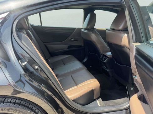 Used 2024 Lexus ES 350 w/ Premium Package FWD image 41