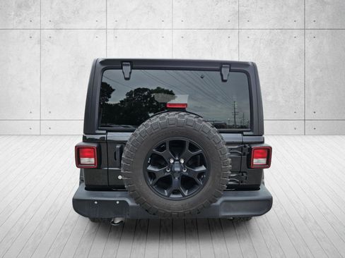 Used 2023 Jeep Wrangler Unlimited Sport AWD/4WD image 6