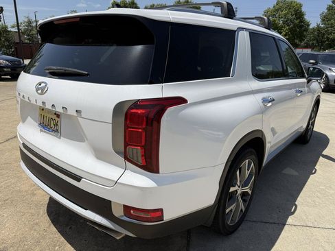 Used 2021 Hyundai Palisade SEL w/ Premium Package FWD image 5