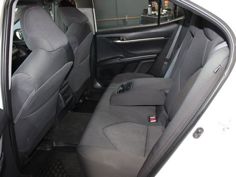 Used 2022 Toyota Camry LE AWD/4WD image 17