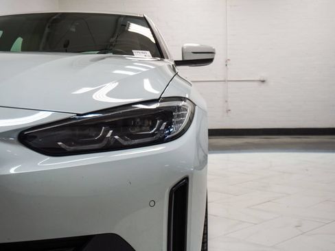 Used 2023 BMW i4 eDrive40 w/ Premium Package RWD image 39