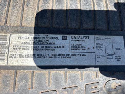 Used 2006 Chevrolet Express 2500 image 34