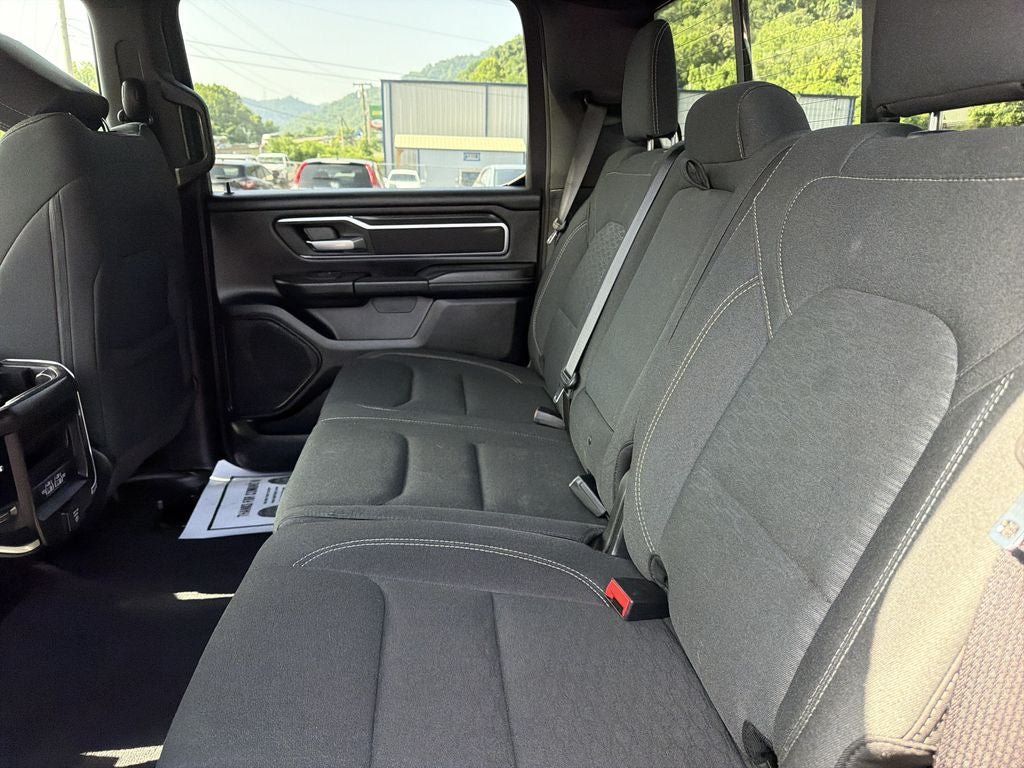 Used 2025 RAM 1500 Big Horn AWD/4WD image 13