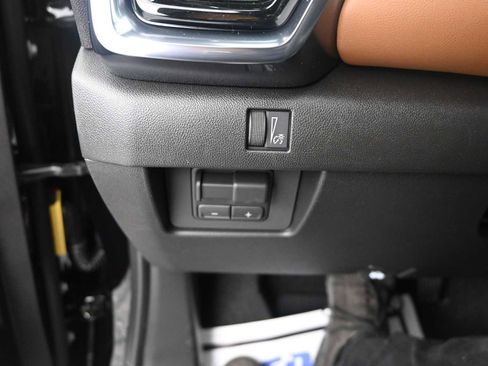 New 2026 GMC Canyon AT4 w/ Nightfall Edition image 17