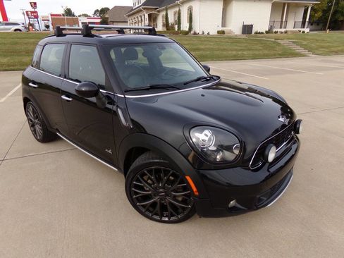 Used 2015 MINI Cooper Countryman S image 3