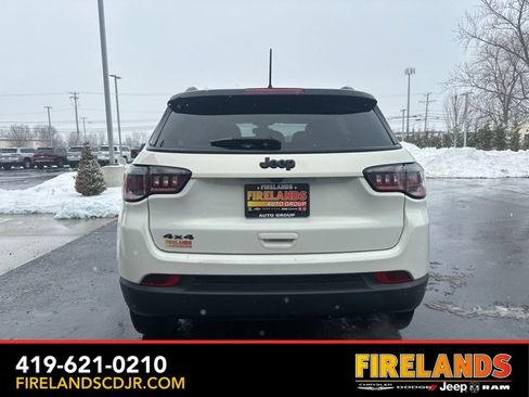 Used 2018 Jeep Compass Altitude image 11