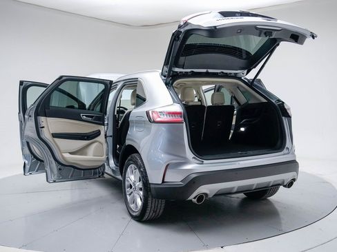 Used 2022 Ford Edge Titanium image 19