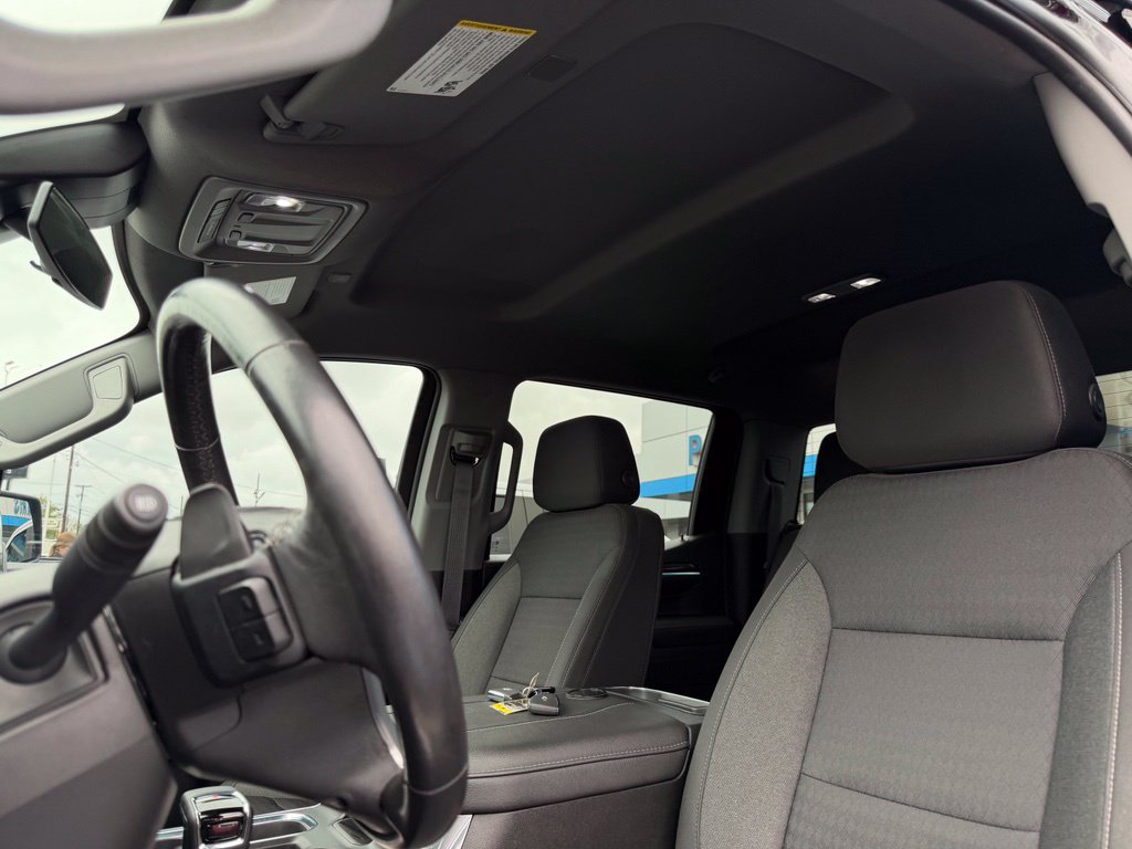 Used 2023 Chevrolet Silverado 1500 LT AWD/4WD image 16