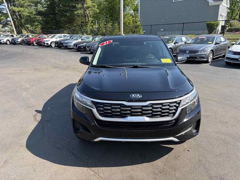 Used 2021 Kia Seltos LX AWD/4WD image 3