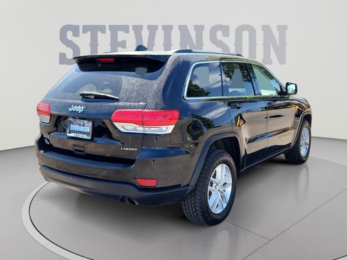 Used 2018 Jeep Grand Cherokee Laredo AWD/4WD image 5