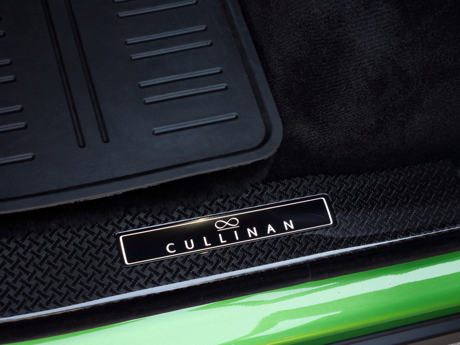 Certified 2023 Rolls-Royce Cullinan Black Badge w/ Leather Finishing Pack AWD/4WD image 9
