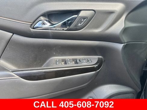 Used 2022 GMC Acadia AT4 AWD/4WD image 9