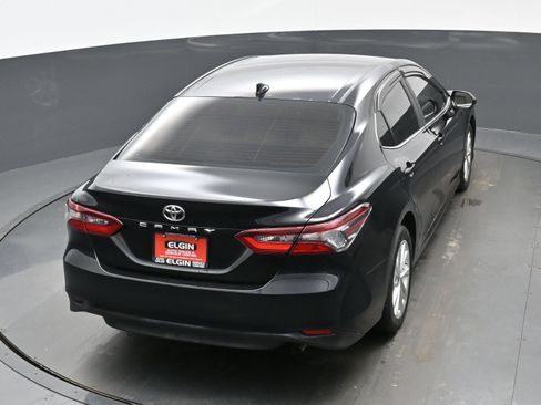 Used 2021 Toyota Camry LE FWD image 35