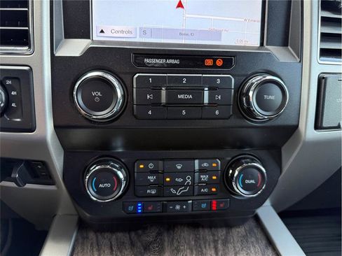 Used 2019 Ford F250 Lariat w/ Lariat Ultimate Package image 19