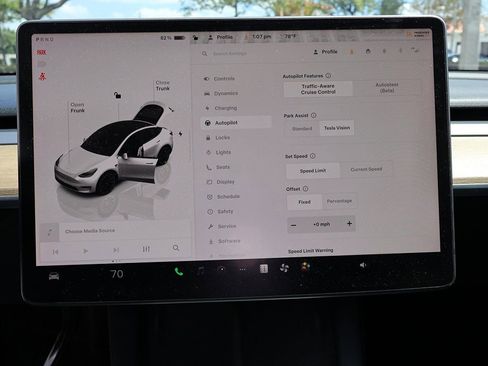 Used 2023 Tesla Model Y Long Range image 48