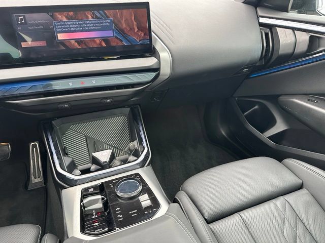 Used 2025 BMW X3 xDrive30i AWD/4WD image 17