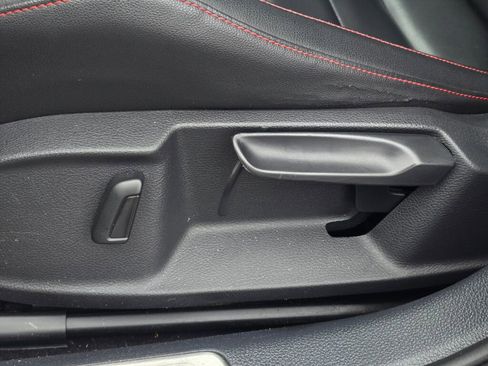 Used 2016 Volkswagen GTI SE w/ Lighting Package (SEL) FWD image 35