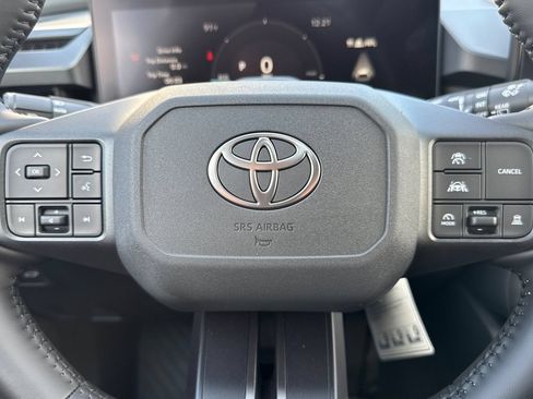 New 2026 Toyota RAV4 XSE AWD/4WD image 27