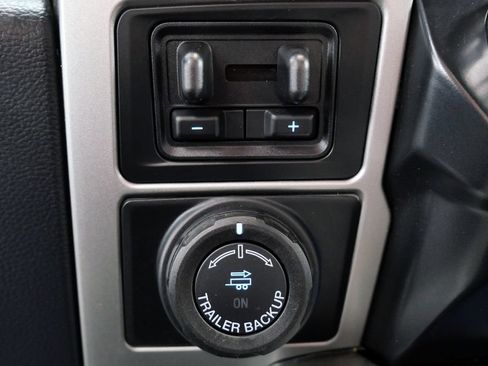 Used 2022 Ford F250 Lariat w/ Lariat Ultimate Package AWD/4WD image 30