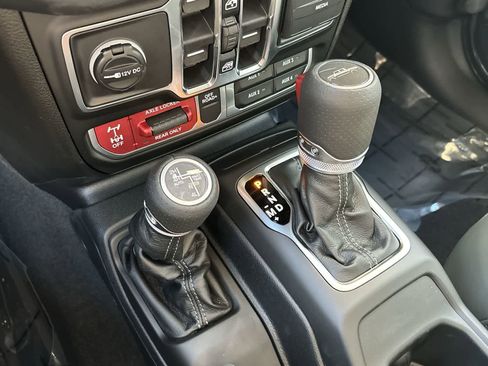 New 2026 Jeep Gladiator Mojave image 26