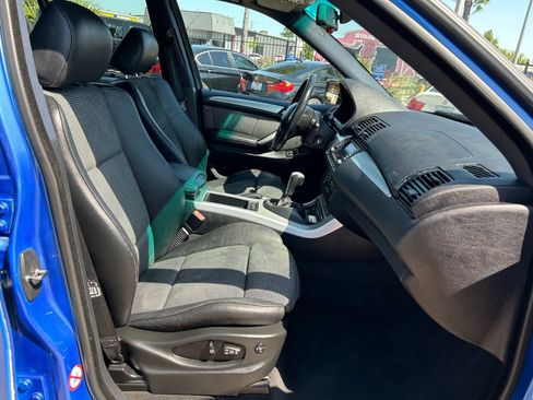 Used 2003 BMW X5 4.6is image 15