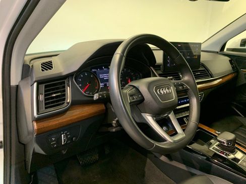 Used 2023 Audi Q5 Premium AWD/4WD image 16