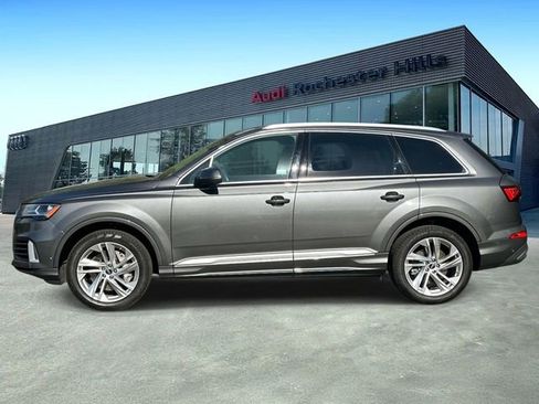 Used 2023 Audi Q7 3.0T Premium Plus AWD/4WD image 2