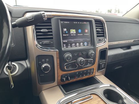 Used 2017 RAM 3500 Laramie Longhorn image 16