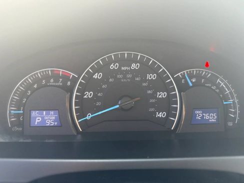Used 2012 Toyota Camry XLE FWD image 27