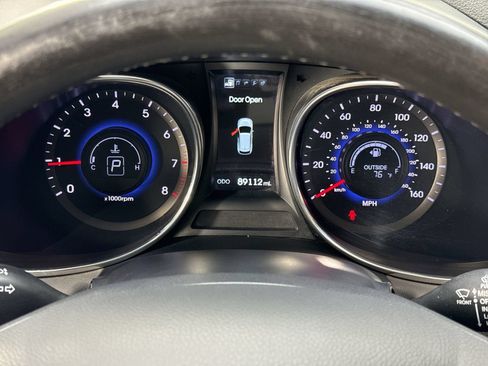 Used 2014 Hyundai Santa Fe Sport 2.0T w/ Technology Package 05 AWD/4WD image 16