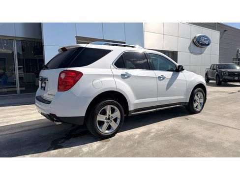 Used 2015 Chevrolet Equinox LTZ AWD/4WD image 9