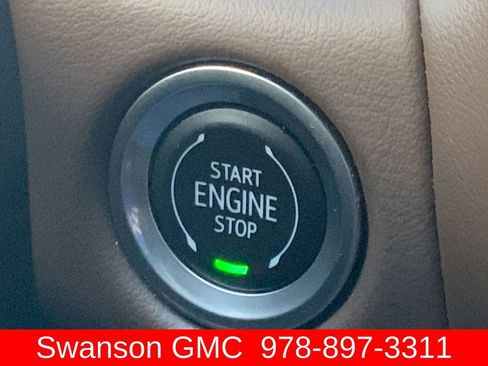 Certified 2023 Chevrolet Suburban High Country image 17