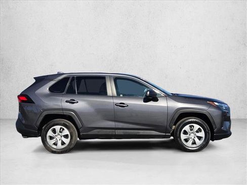 Used 2024 Toyota RAV4 LE image 4