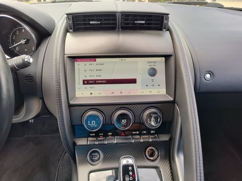 Used 2019 Jaguar F-TYPE Coupe RWD image 26