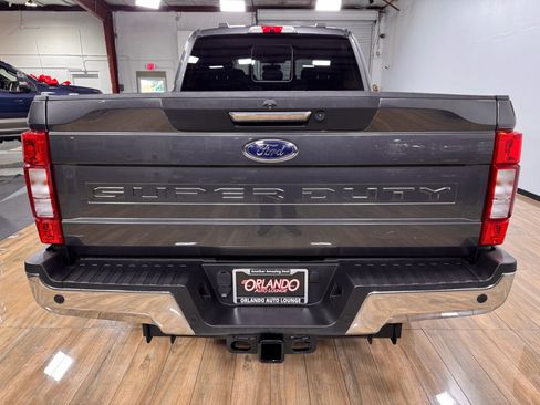 Used 2020 Ford F350 Lariat w/ Chrome Package image 6