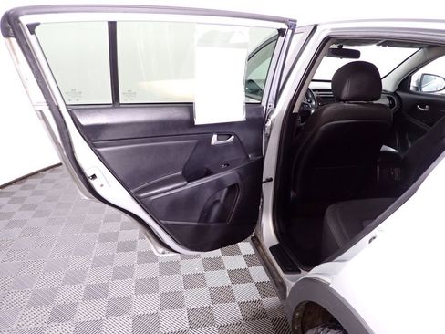 Used 2014 Kia Sportage LX image 26