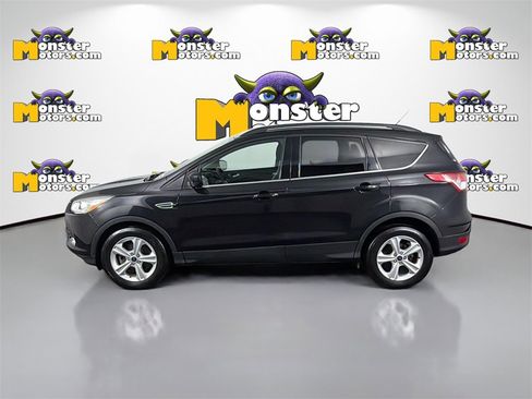 Used 2015 Ford Escape SE w/ Equipment Group 201A image 8