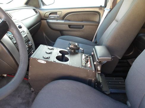 Used 2014 Chevrolet Tahoe 4WD w/ Skid Plate Package image 14