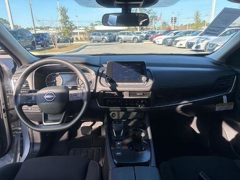 Certified 2025 Nissan Rogue S image 24