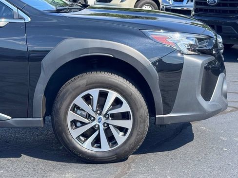 Used 2023 Subaru Outback Premium AWD/4WD image 37