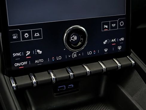 New 2026 GMC Terrain Elevation w/ Elevation Premium Package AWD/4WD image 15