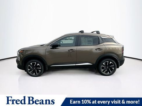 New 2026 Nissan Kicks SV w/ SV Premium Package image 3