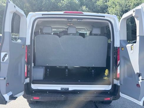 Used 2019 Ford Transit 150 XL RWD image 6