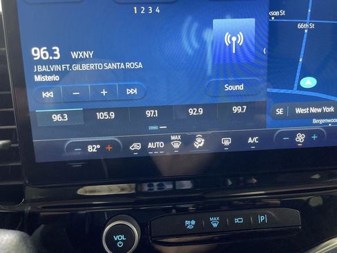 Used 2023 Ford Transit 350 XLT w/ Fleet Safety Package image 18